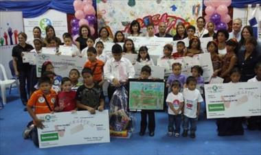 /vidasocial/oei-premia-a-los-estudiantes-del-concurso-expresate-arte-2012/16284.html